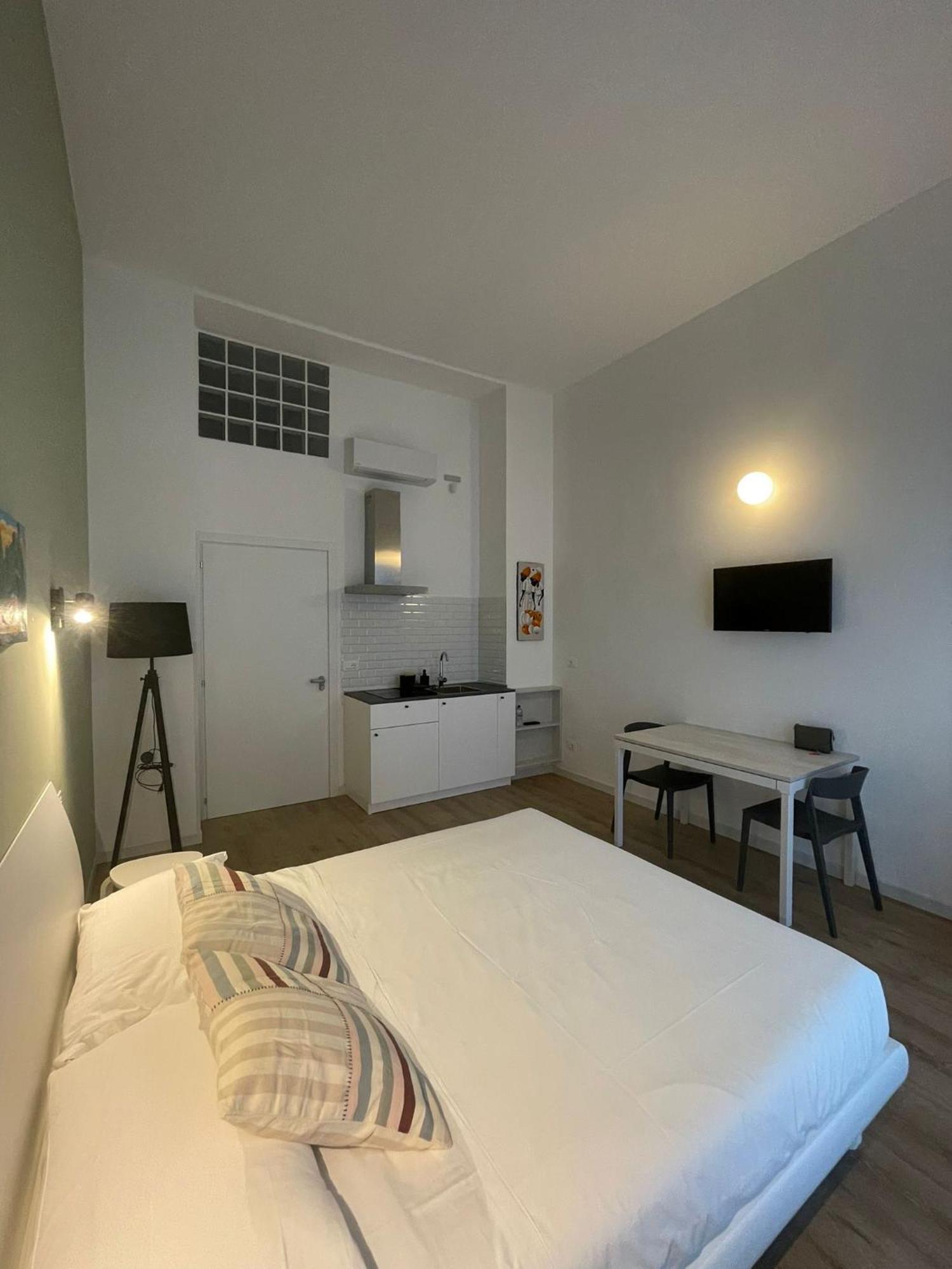 Aloe Comfort Rooms Пескара Экстерьер фото