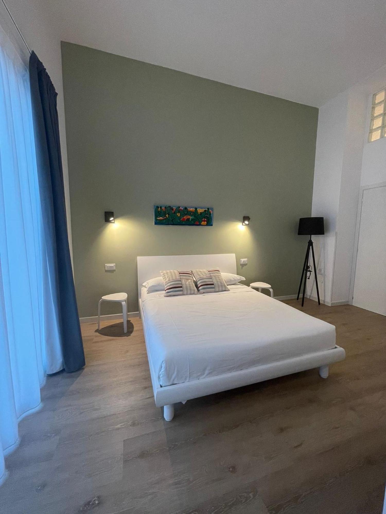 Aloe Comfort Rooms Пескара Экстерьер фото